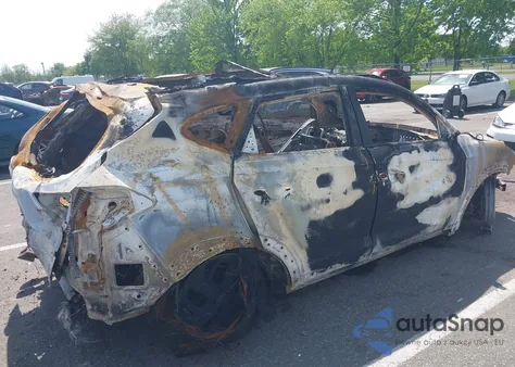 2018 Hyundai Tucson Value z USA, uszkodzony, nr VIN KM8J33A26JU632861